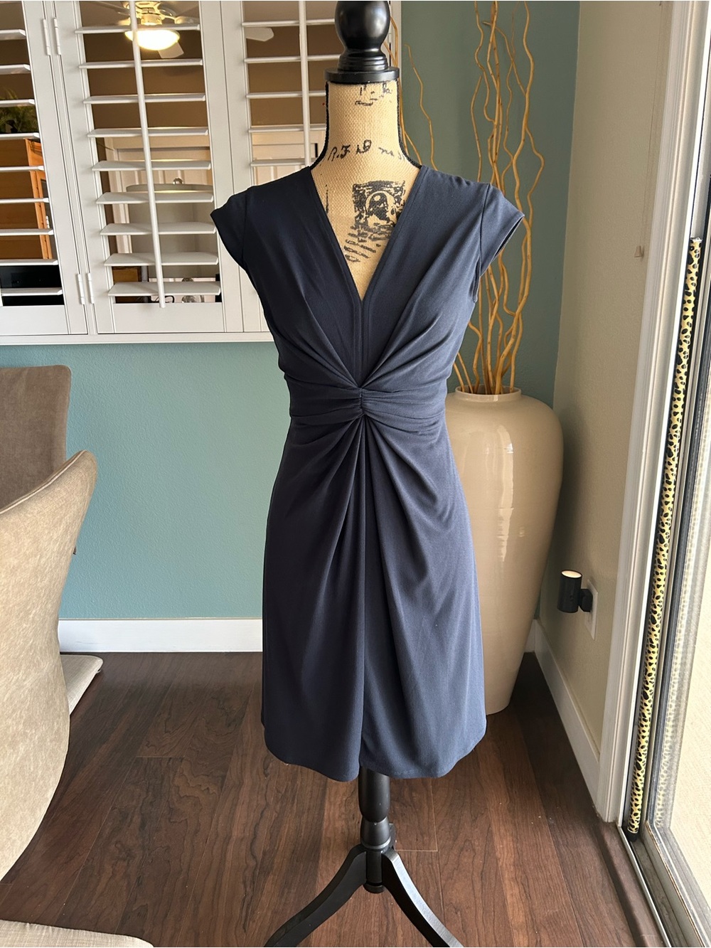 ANTONIO MELANI Navy Twist-Front V-Neck Midi Dress